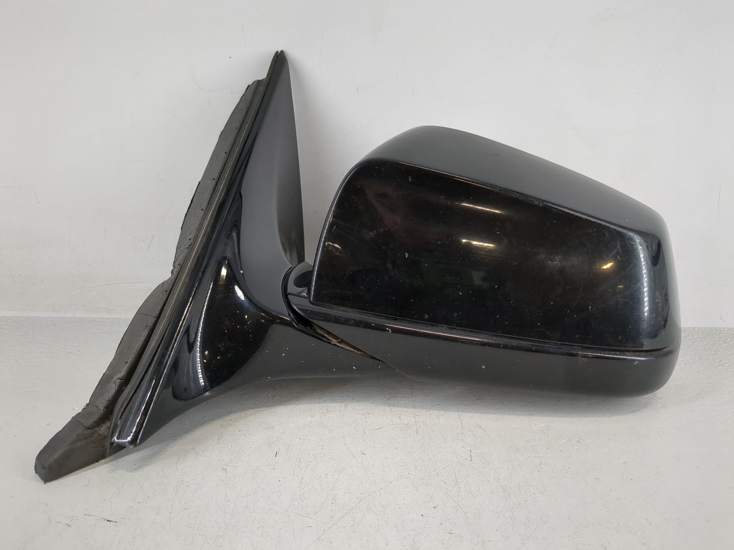 2010-2012 Bmw 750i Driver Side View Mirror - Left Door Mirror OEM Used - Oemusedautoparts1.com