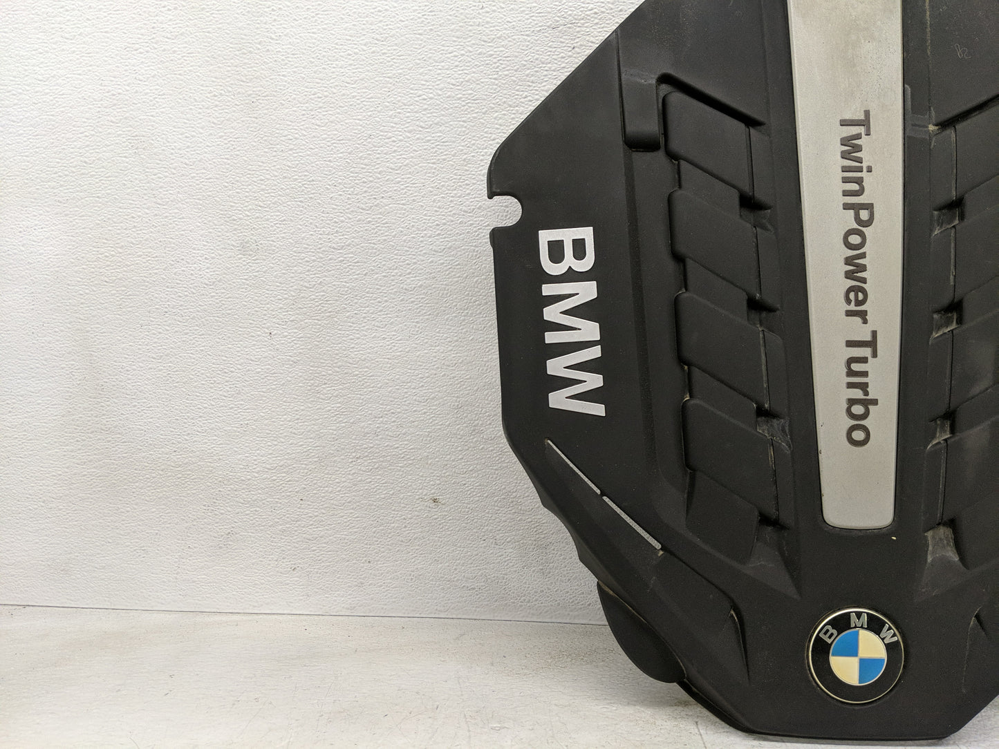 2012 Bmw 750i Engine Cover - Oemusedautoparts1.com