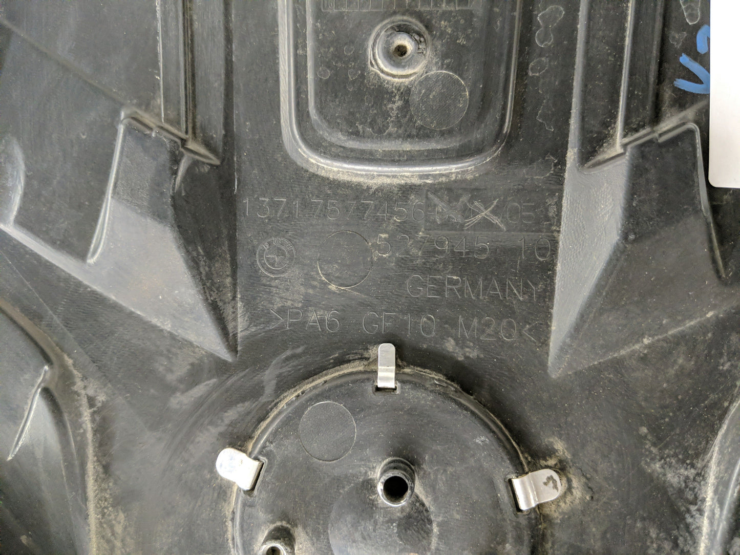 2012 Bmw 750i Engine Cover - Oemusedautoparts1.com