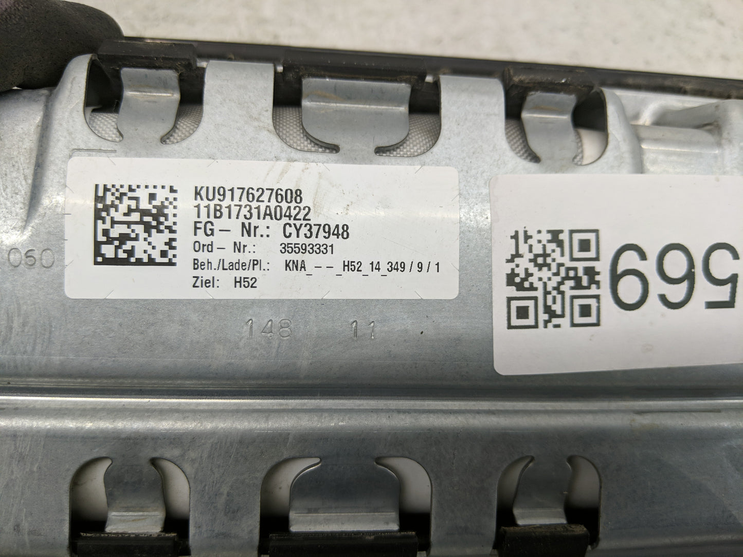 2009-2015 Bmw 750i Air Bag Passenger Right Knee OEM P/N:KU917627608 Fits Fits 2009 2010 2011 2012 2013 2014 2015 OEM Used Au