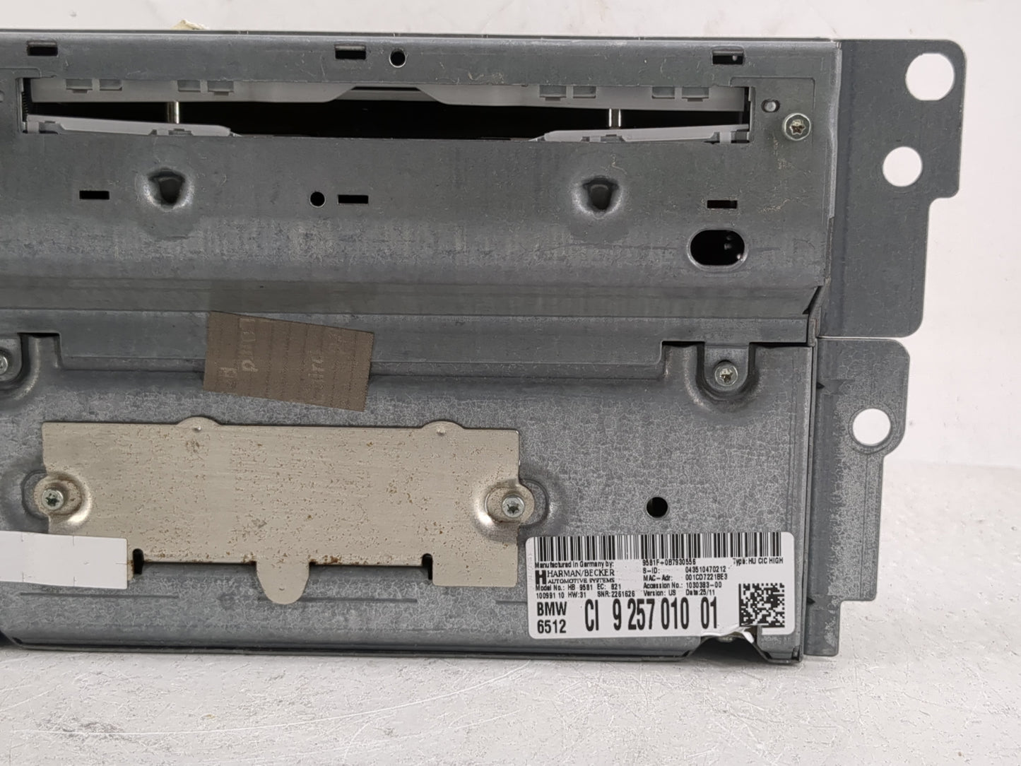 2010-2012 Bmw 750i Radio AM FM Cd Player Receiver Replacement P/N:9 257 010 01 Fits Fits 2010 2011 2012 OEM Used Auto Parts 