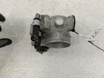 2009-2015 Bmw 750i Throttle Body Fits Fits 2008 2009 2010 2011 2012 2013 2014 2015 2016 2017 2018 2019 OEM Used Auto Parts