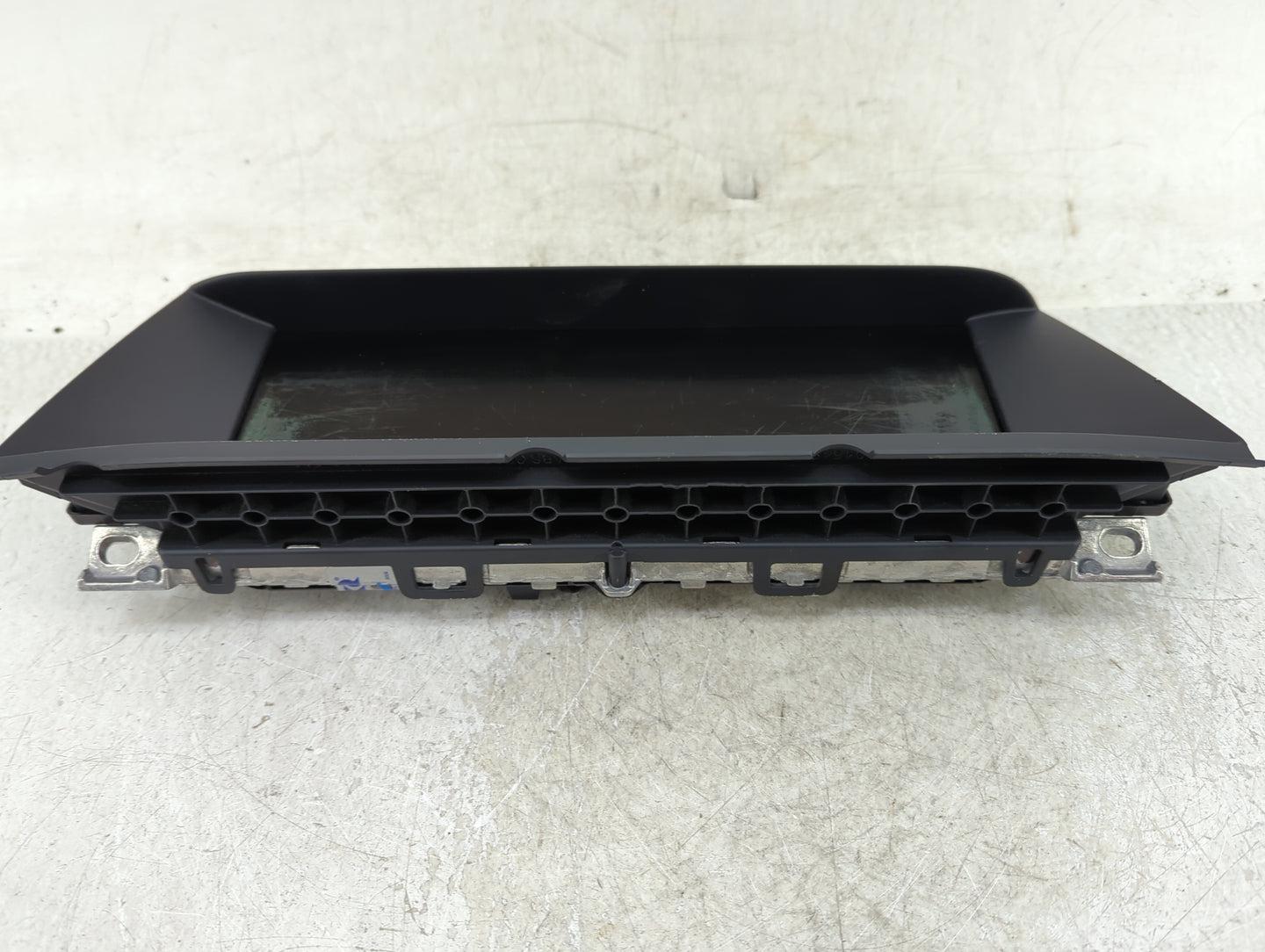 2009-2012 Bmw 750i Information Display Screen - Oemusedautoparts1.com