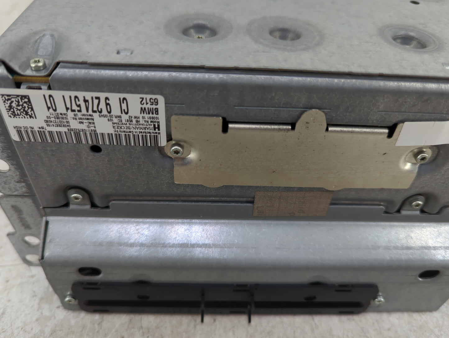 2010-2012 Bmw 750i Radio AM FM Cd Player Receiver Replacement P/N:927457101 Fits Fits 2010 2011 2012 OEM Used Auto Parts - O