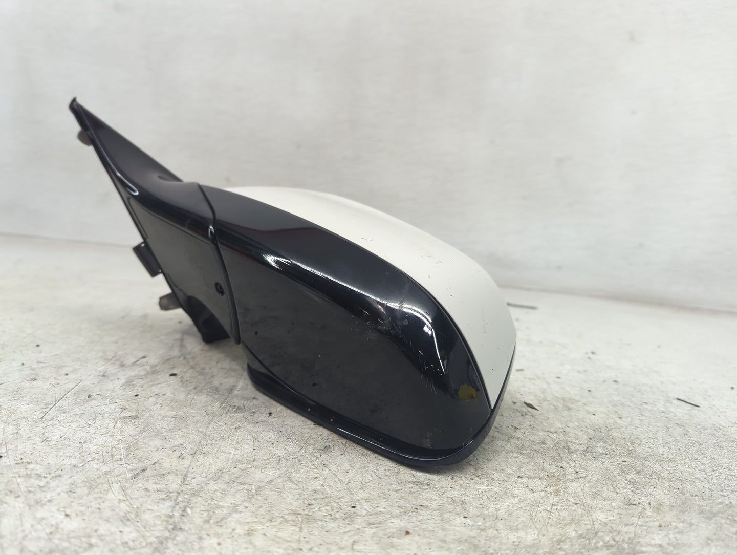 2009-2012 Bmw 750i Driver Side View Mirror - Left Door Mirror OEM Used - Oemusedautoparts1.com