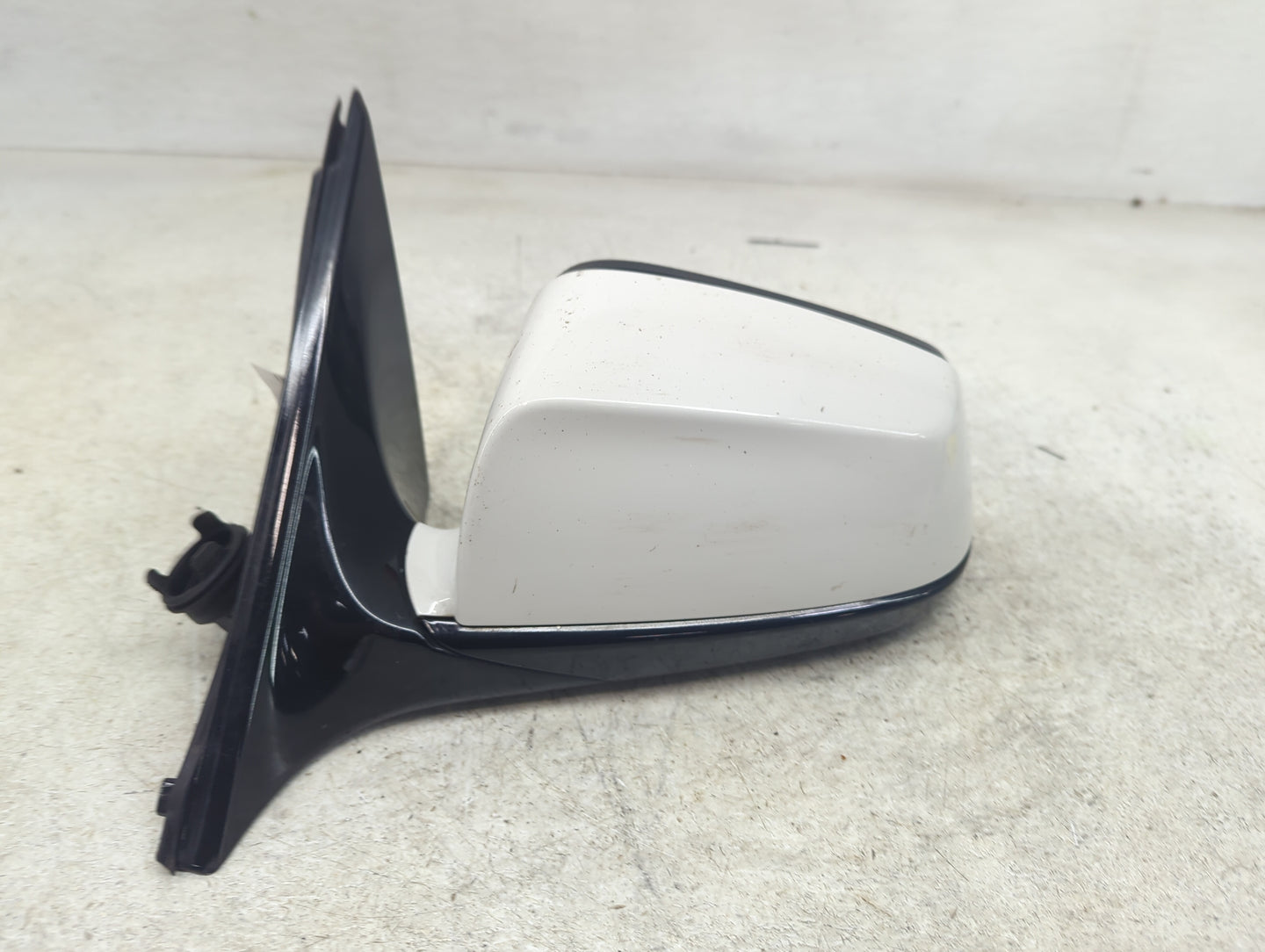 2009-2012 Bmw 750i Driver Side View Mirror - Left Door Mirror OEM Used - Oemusedautoparts1.com