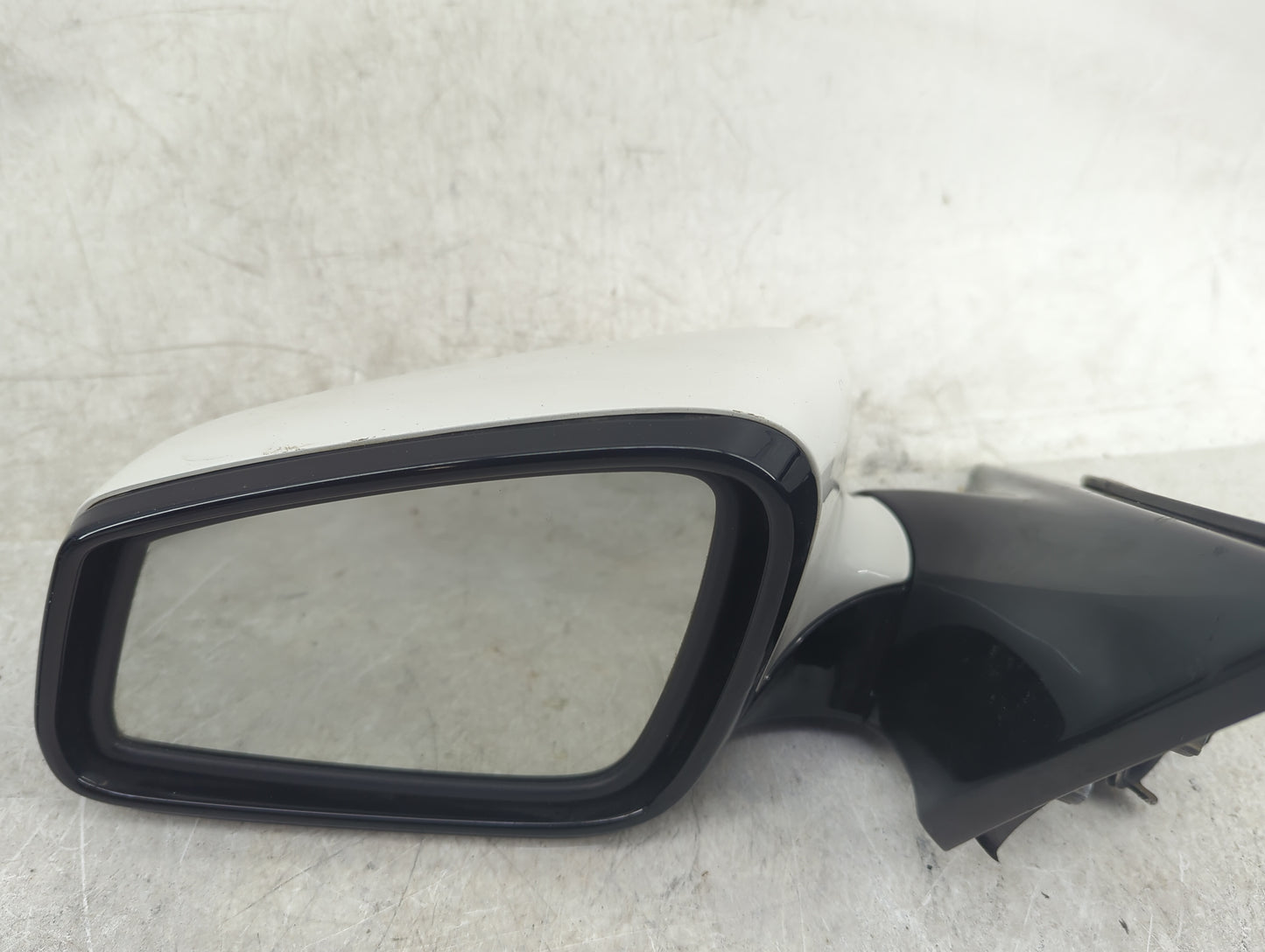 2009-2012 Bmw 750i Driver Side View Mirror - Left Door Mirror OEM Used - Oemusedautoparts1.com