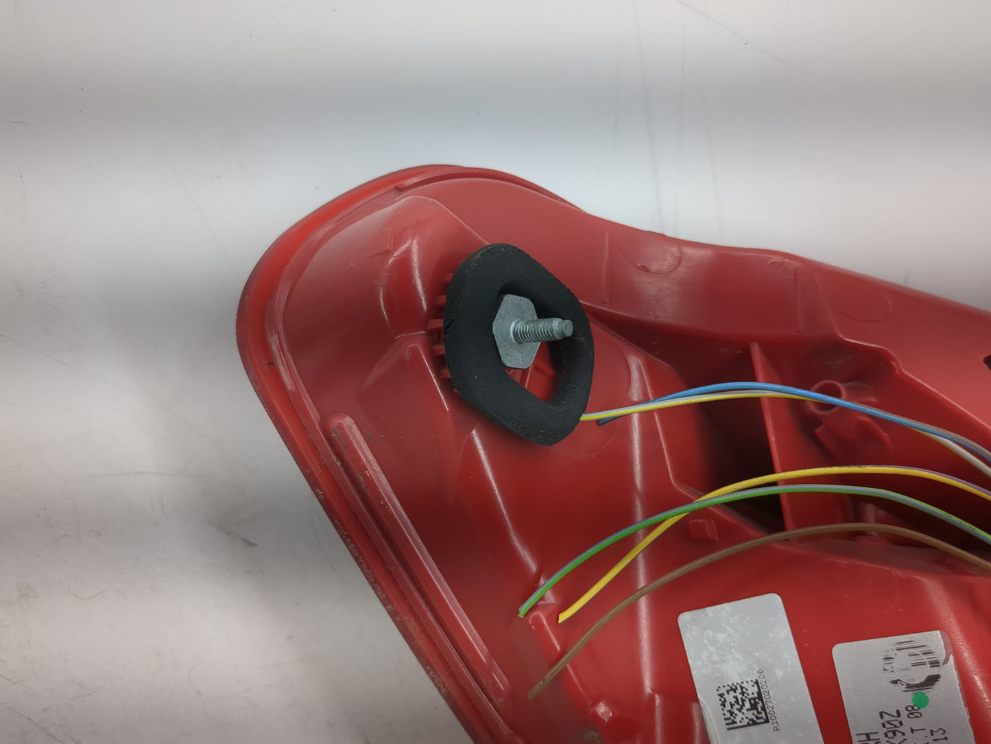 2009-2012 Bmw 750i Tail Light Assembly Passenger Right OEM P/N:7182202 EKK90Z Fits Fits 2009 2010 2011 2012 OEM Used Auto Pa