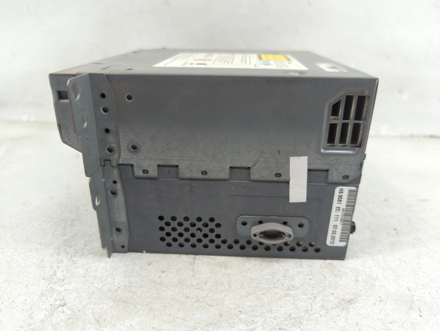 2010-2012 Bmw 750i Radio AM FM Cd Player Receiver Replacement P/N:9 289 249 01 Fits Fits 2010 2011 2012 OEM Used Auto Parts 