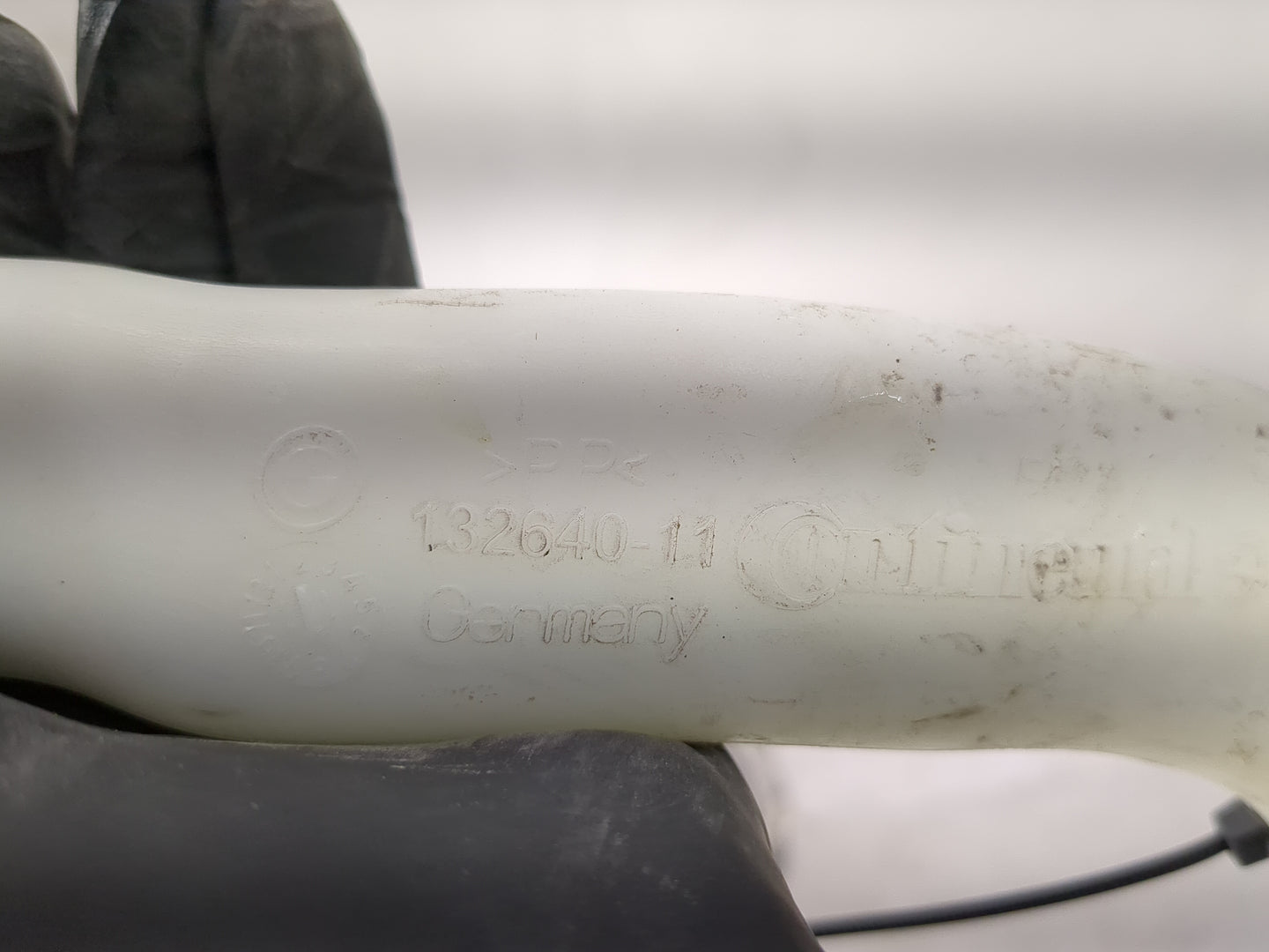 2009-2015 Bmw 750i Windshield Washer Fluid Reservoir Bottle Oem - Oemusedautoparts1.com
