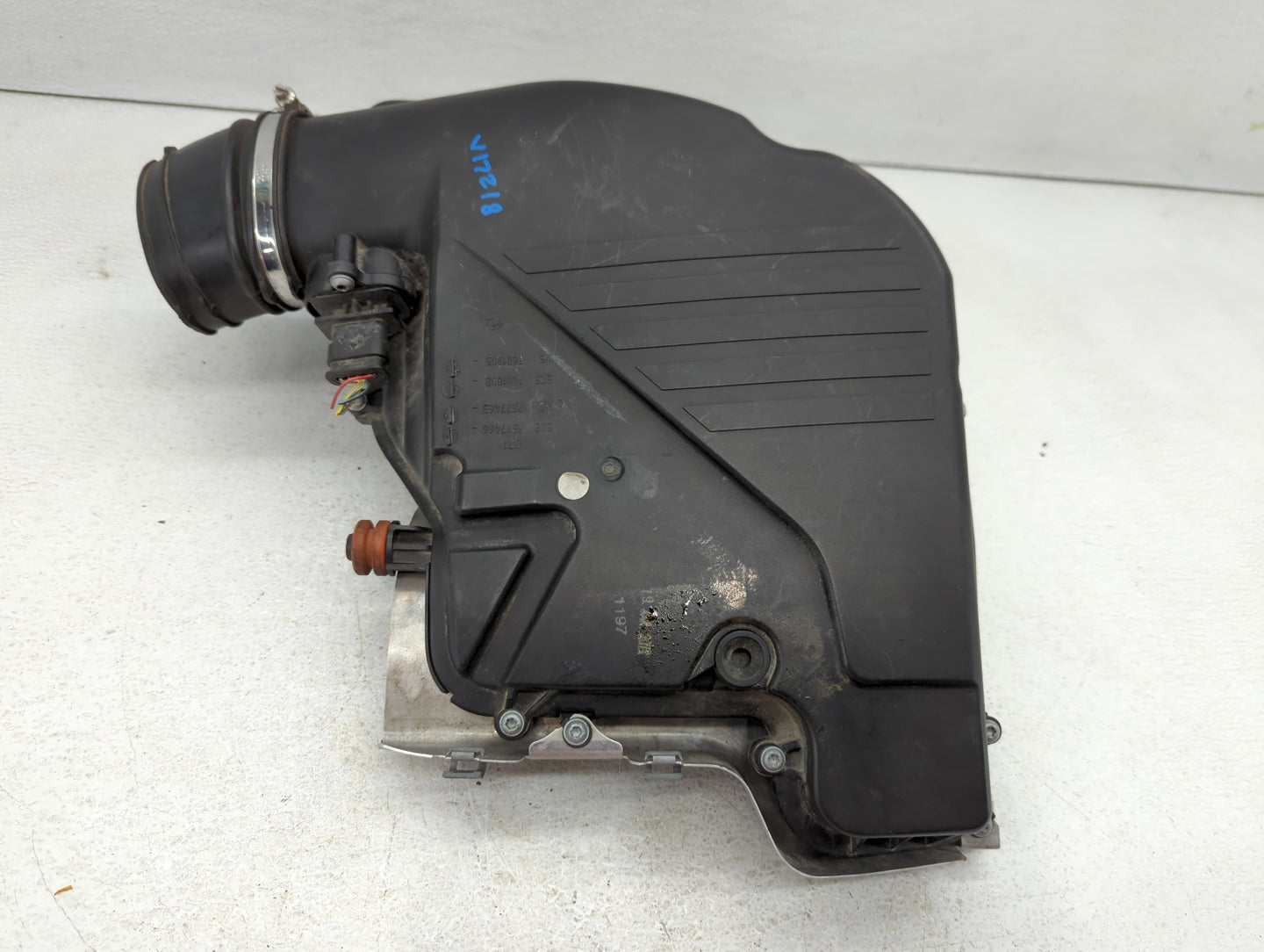 2009-2012 Bmw 750i Air Cleaner Intake-duct Hose Tube - Oemusedautoparts1.com