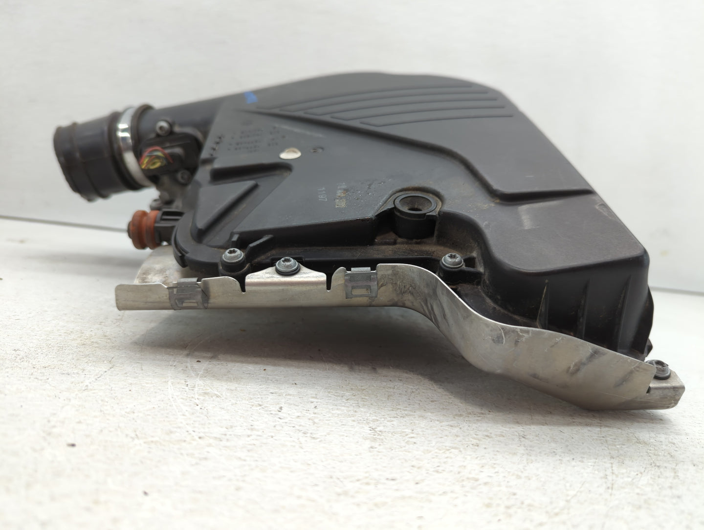 2009-2012 Bmw 750i Air Cleaner Intake-duct Hose Tube - Oemusedautoparts1.com