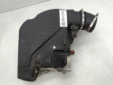 Bmw 750i Air Cleaner Intake-duct Hose Tube 555166 - Oemusedautoparts1.com