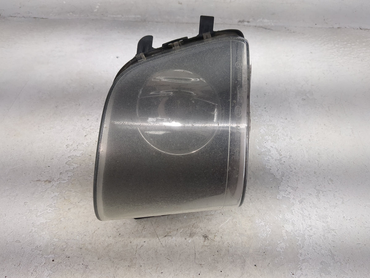Bmw 750li Passenger Right Oem Fog Light Lamp Black - Oemusedautoparts1.com