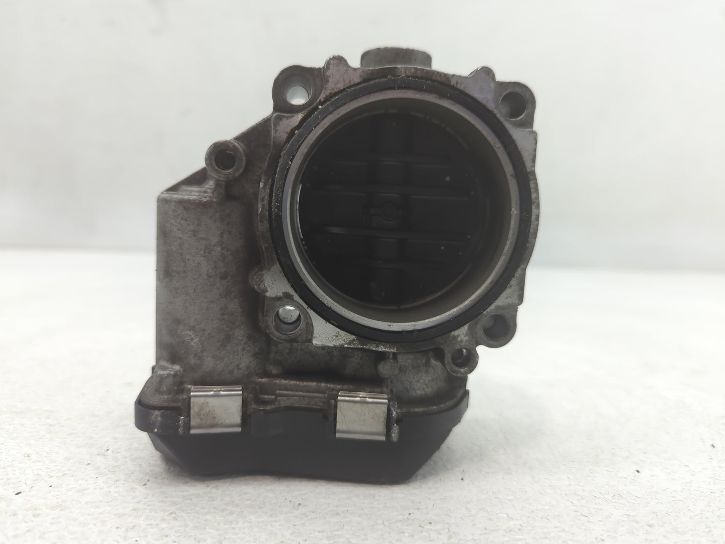 2012-2016 Bmw M5 Throttle Body P/N:A2C53374893 Fits Fits 2008 2009 2010 2011 2012 2013 2014 2015 2016 2017 2018 2019 OEM Use