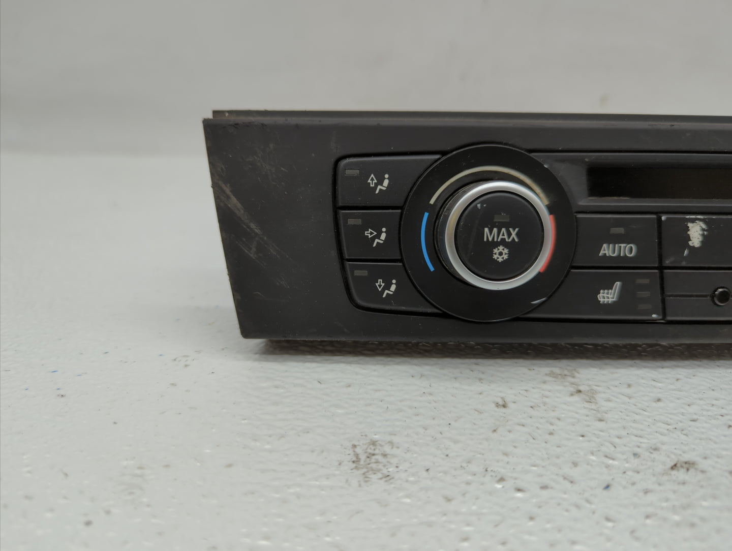 2012-2015 Bmw X1 Climate Control Module Temperature AC/Heater Replacement P/N:6411 9242409-01 6411 9250393-01 Fits OEM Used 