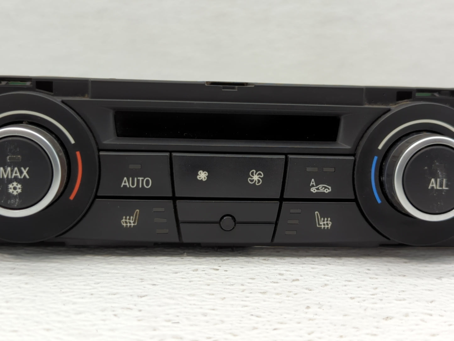2012-2015 Bmw X1 Climate Control Module Temperature AC/Heater Replacement P/N:6411 9263302-01 6411 9292262-02 Fits OEM Used 
