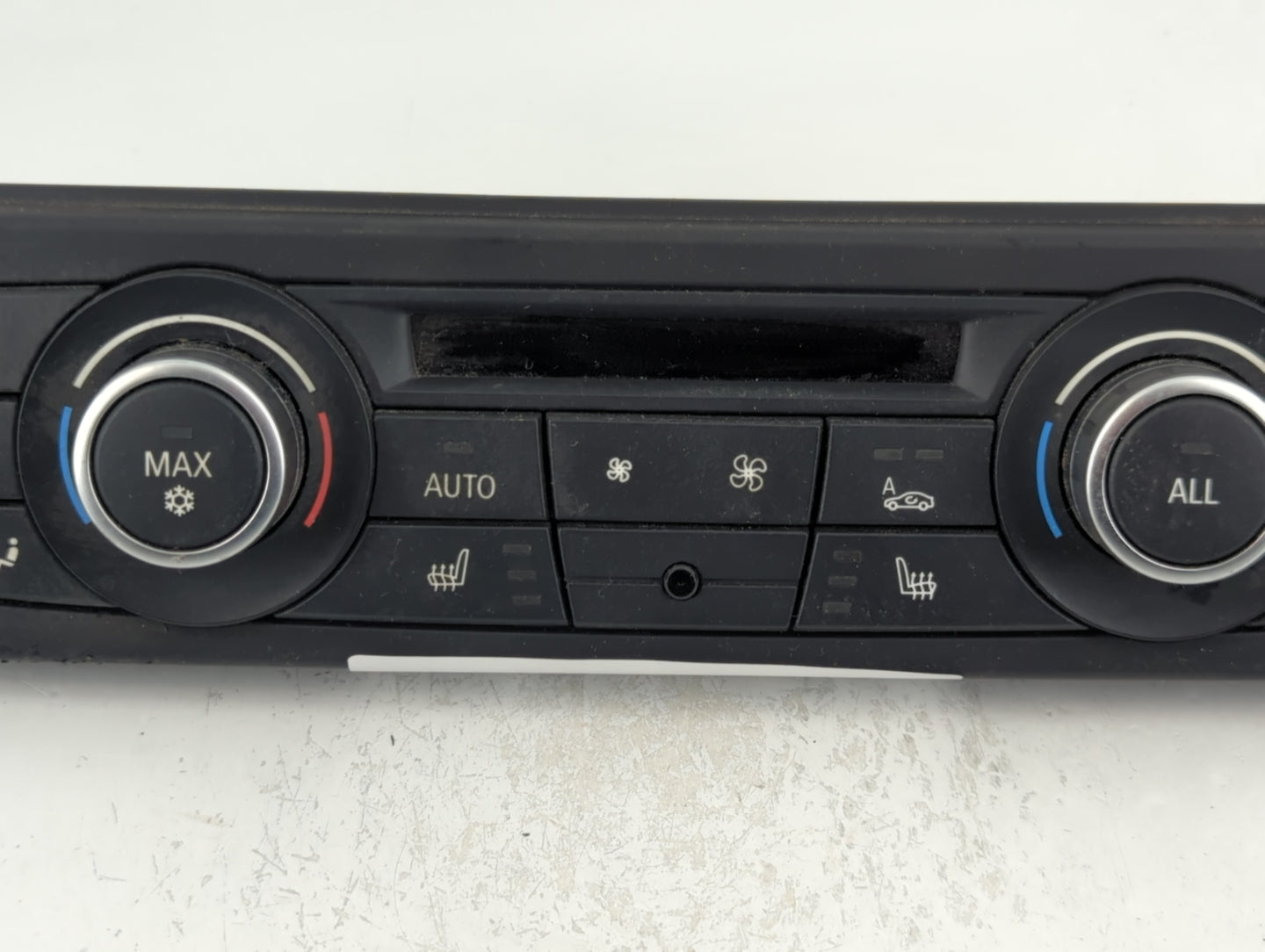 2012-2015 Bmw X1 Climate Control Module Temperature AC/Heater Replacement P/N:6411 9263302-01 Fits OEM Used Auto Parts - Oem