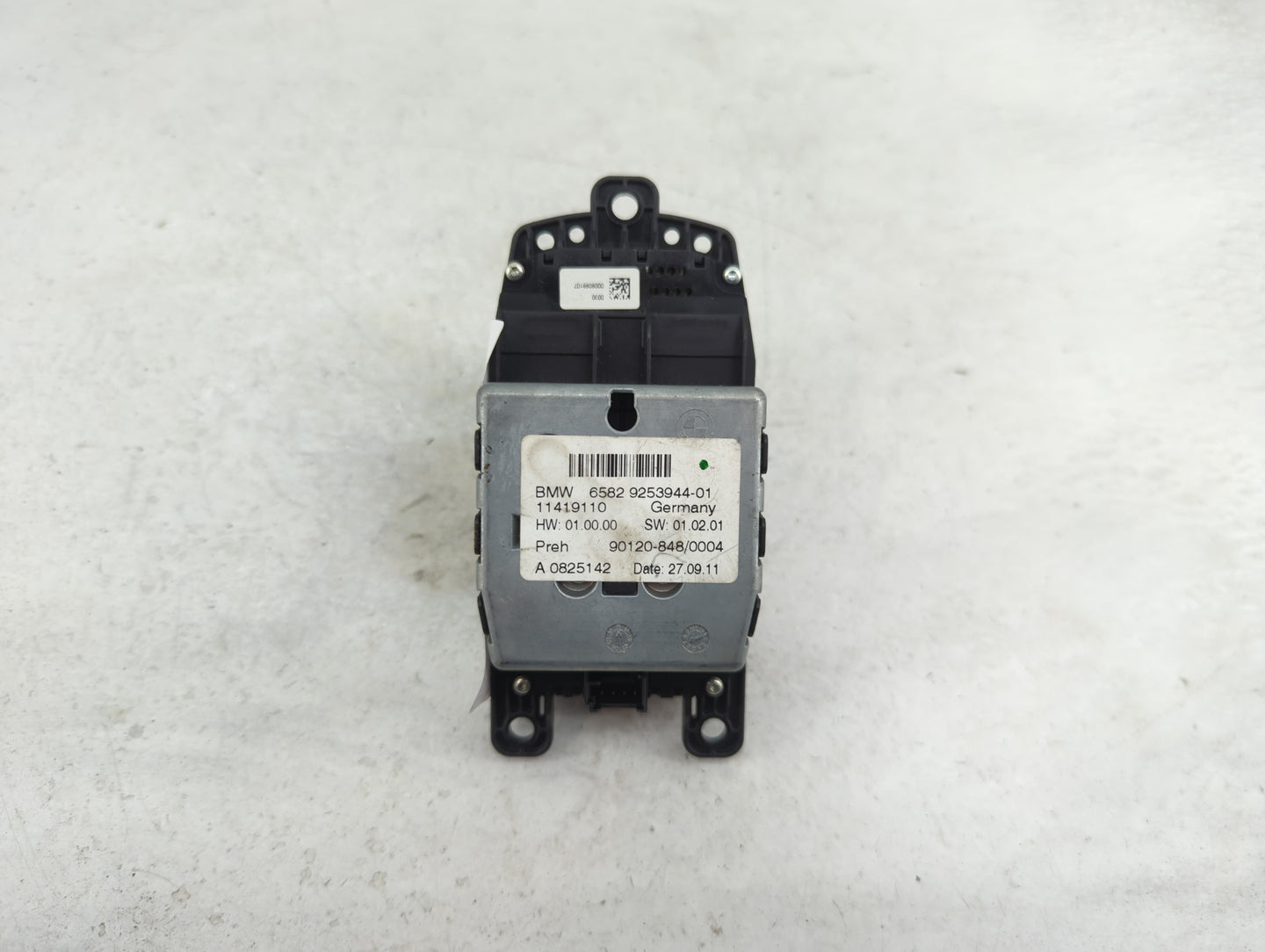 2012 Bmw X3 Radio AM FM Cd Player Receiver Replacement P/N:65829253944-01 9012084800040004, 90120-848/0004 Fits OEM Used Aut
