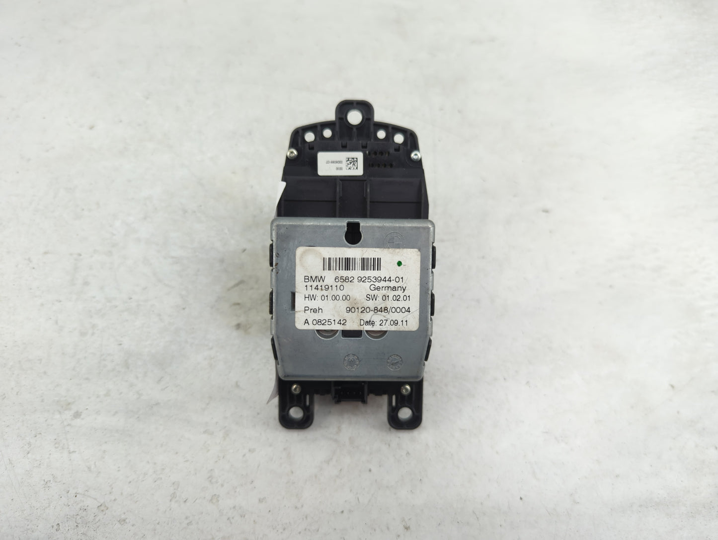 2012 Bmw X3 Radio AM FM Cd Player Receiver Replacement P/N:65829253944-01 9012084800040004, 90120-848/0004 Fits OEM Used Aut