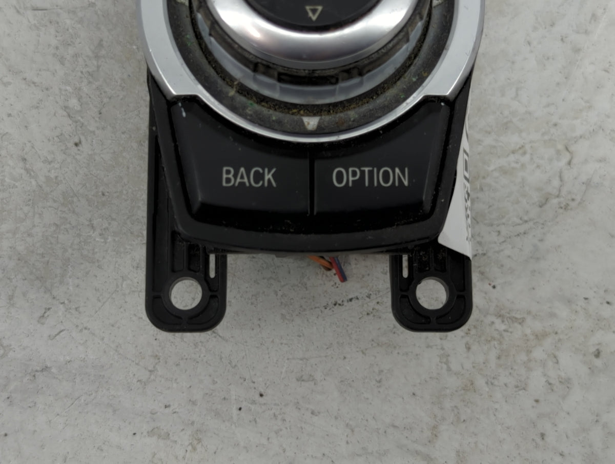 2012 Bmw X3 Radio AM FM Cd Player Receiver Replacement P/N:65829253944-01 11419110, 90120-848/0004 Fits OEM Used Auto Parts 