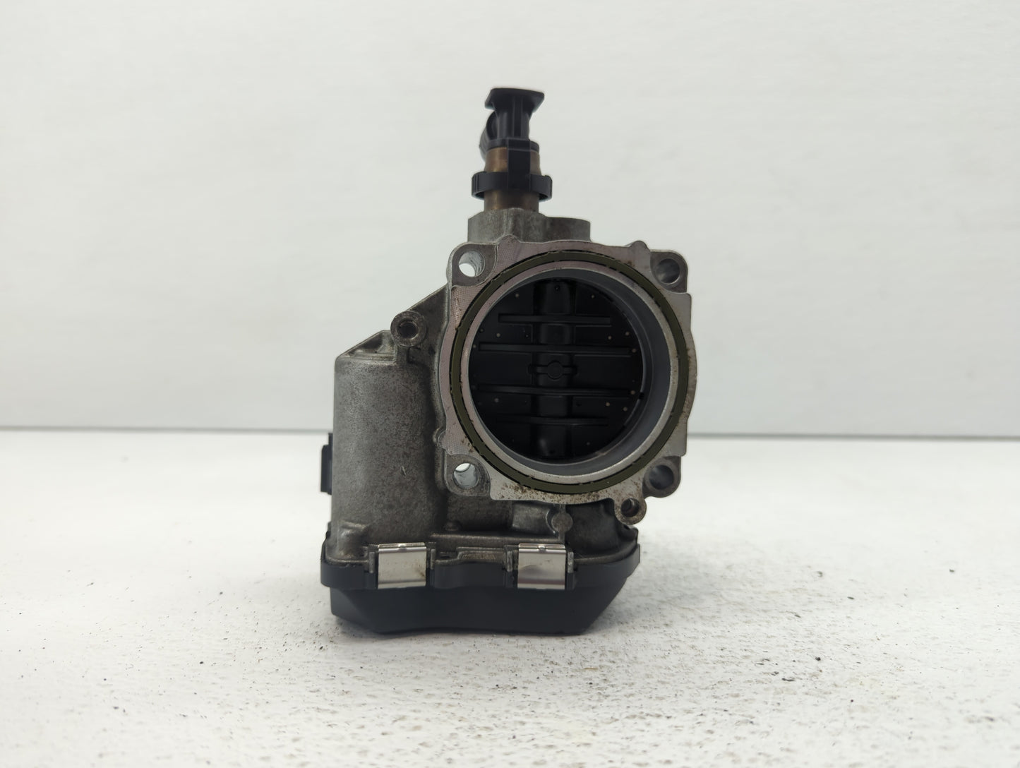 2013-2017 Bmw X3 Throttle Body P/N:1354 7588625-04 1354 7588625-03 Fits Fits 2012 2013 2014 2015 2016 2017 2018 OEM Used Aut