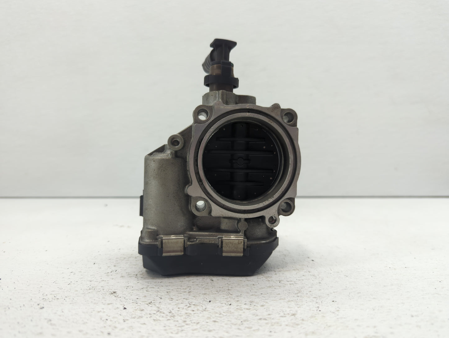 2013-2017 Bmw X3 Throttle Body P/N:1354 7588625-04 1354 7588625-03 Fits Fits 2012 2013 2014 2015 2016 2017 2018 OEM Used Aut