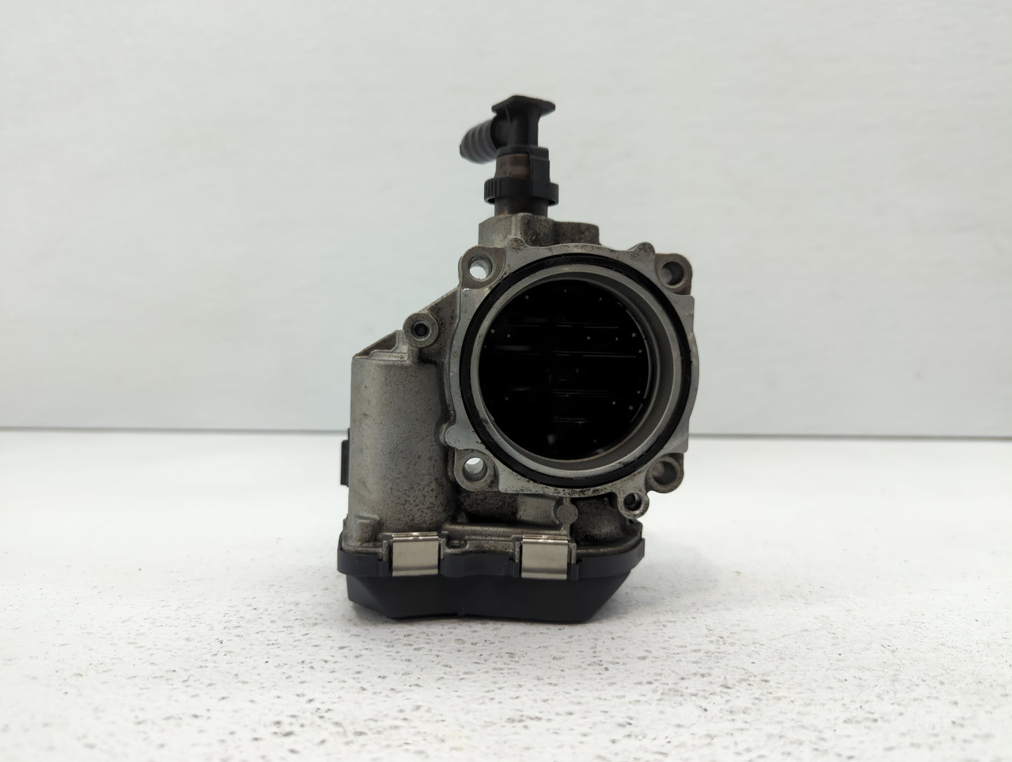 2013-2017 Bmw X3 Throttle Body P/N:1354 7588625-02 1354 7588625-04, 1354 7588625-03 Fits Fits 2012 2013 2014 2015 2016 2017 