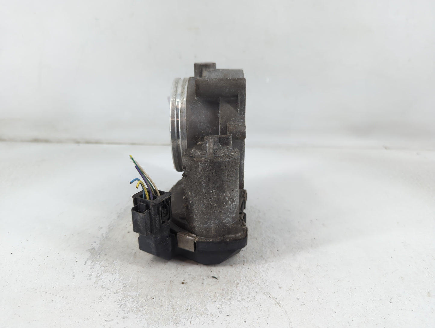 2007-2012 Bmw X3 Throttle Body P/N:1354 7556118-04 Fits Fits 2007 2008 2009 2010 2011 2012 2013 OEM Used Auto Parts - Oemuse