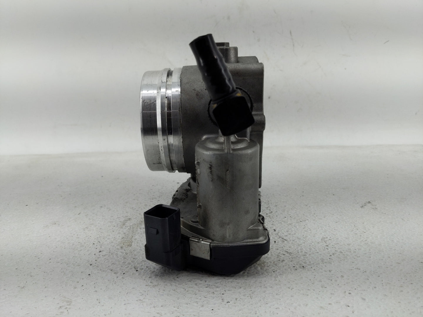 2011-2018 Bmw X5 Throttle Body P/N:1354 7597871-01 A2C53356724 Fits Fits 2010 2011 2012 2013 2014 2015 2016 2017 2018 2019 2