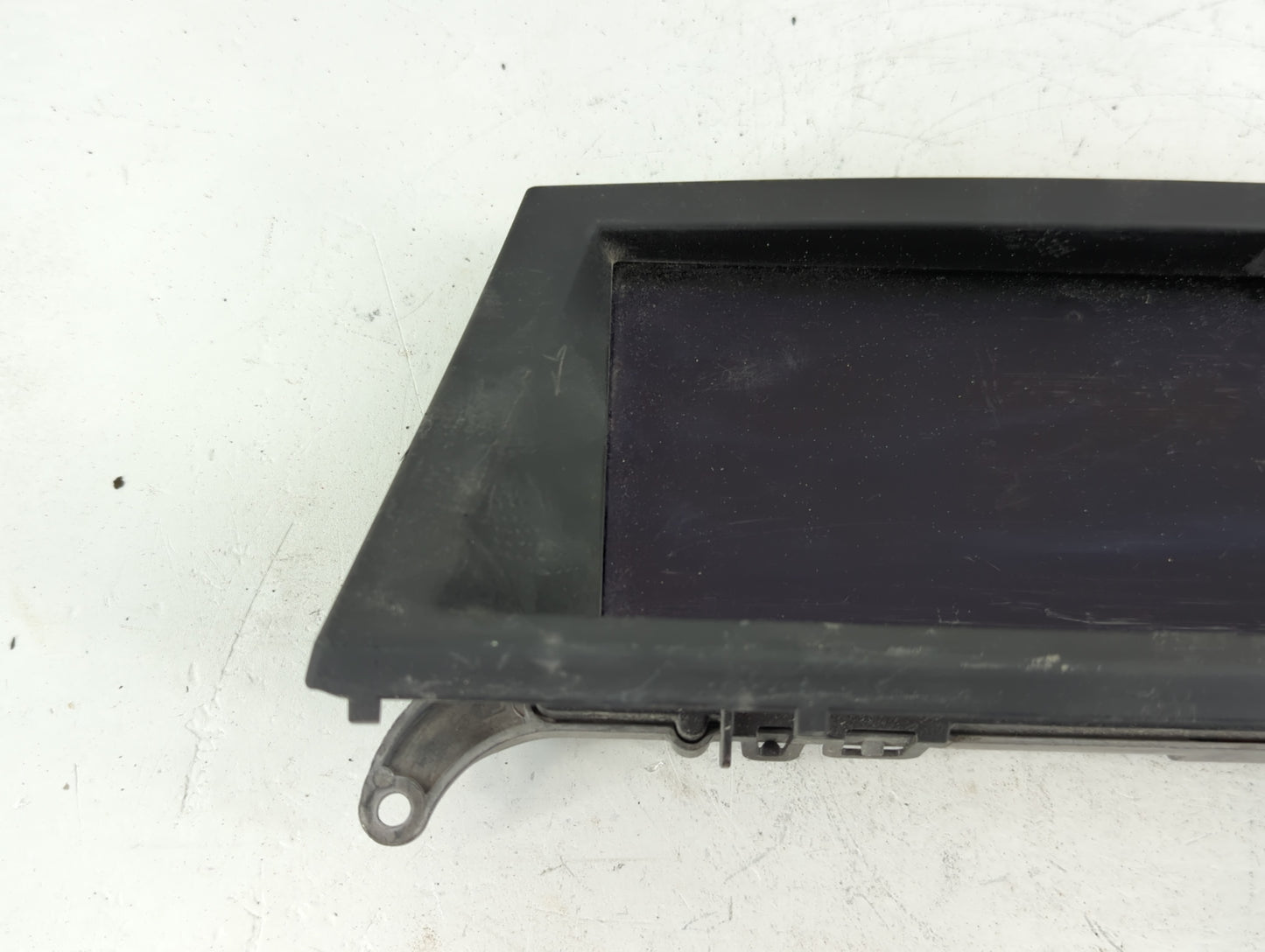 2012 Bmw X5 Radio AM FM Cd Player Receiver Replacement P/N:2382794-01 Fits OEM Used Auto Parts - Oemusedautoparts1.com