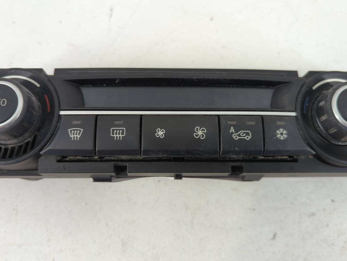 2012 Bmw X5 Climate Control Module Temperature AC/Heater Replacement Fits OEM Used Auto Parts - Oemusedautoparts1.com