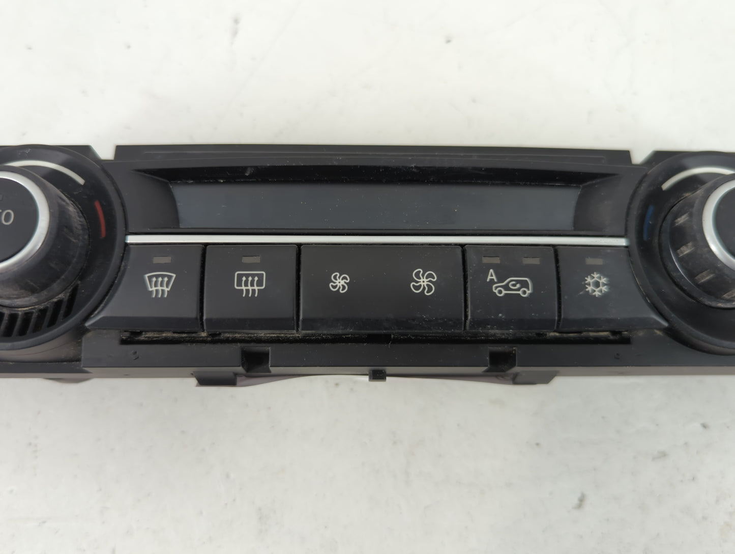 2012 Bmw X5 Climate Control Module Temperature AC/Heater Replacement Fits OEM Used Auto Parts - Oemusedautoparts1.com
