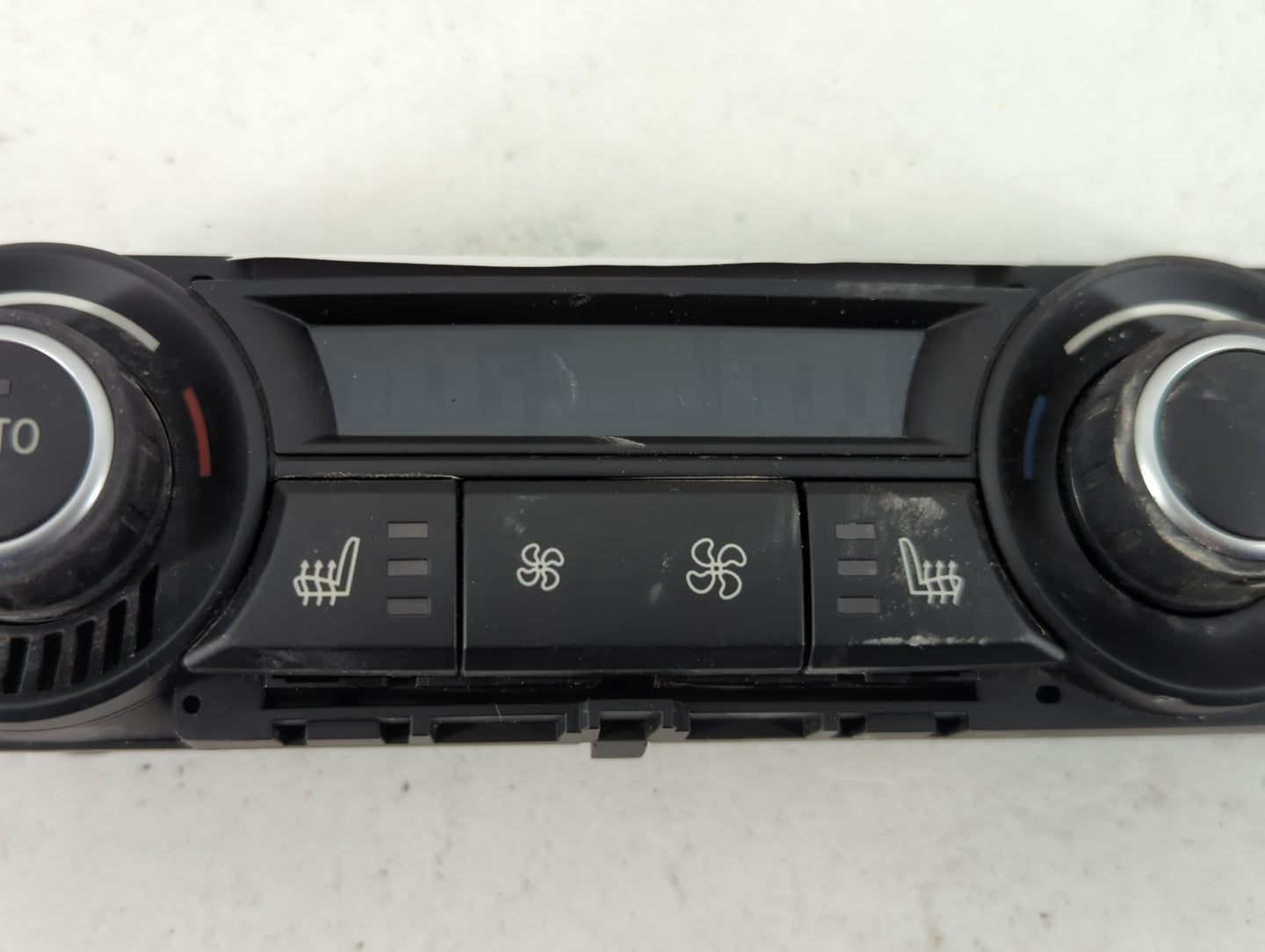 2007-2013 Bmw X5 Climate Control Module Temperature AC/Heater Replacement P/N:9 215 515-01 Fits OEM Used Auto Parts - Oemuse