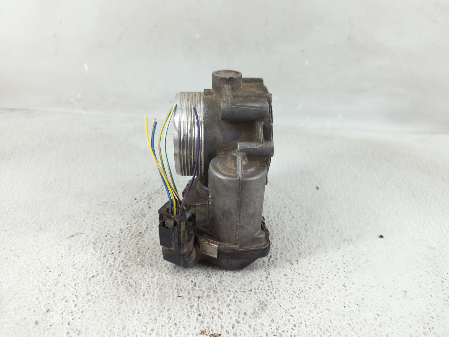 2011-2018 Bmw X5 Throttle Body P/N:A2C53374893 1354 7555944-03 Fits OEM Used Auto Parts - Oemusedautoparts1.com