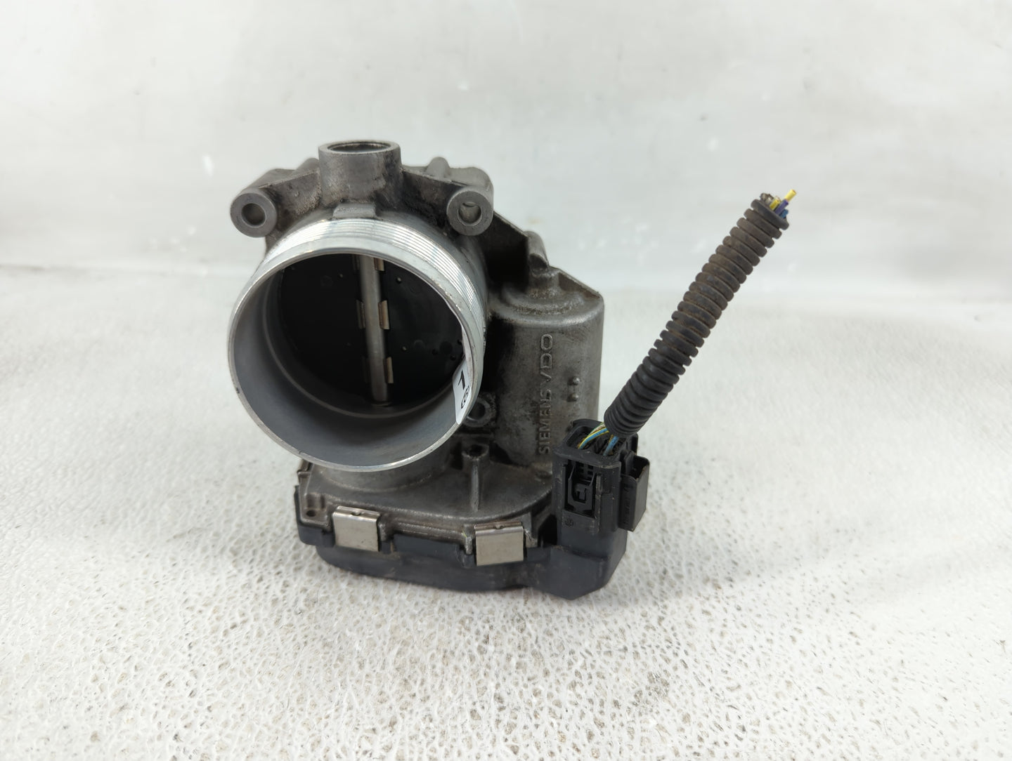 2011-2018 Bmw X5 Throttle Body P/N:1354 7555944-03 Fits Fits 2010 2011 2012 2013 2014 2015 2016 2017 2018 2019 2020 OEM Used