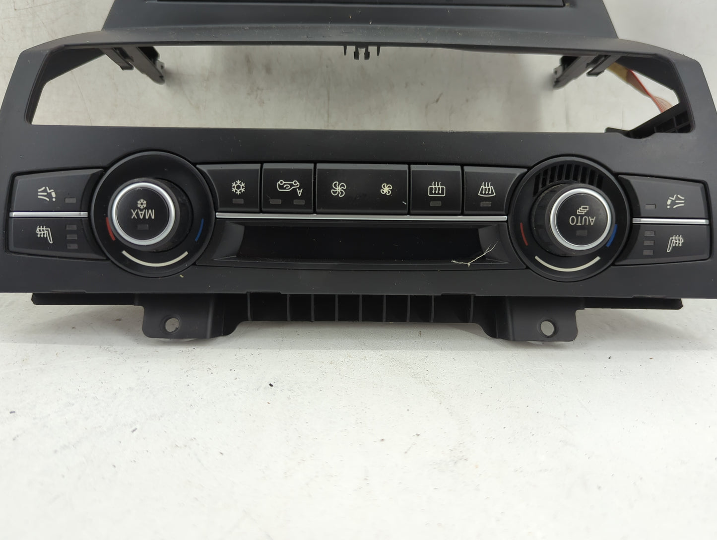 2007-2013 Bmw X5 Climate Control Module Temperature AC/Heater Replacement P/N:9 262 781 Fits OEM Used Auto Parts - Oemusedau