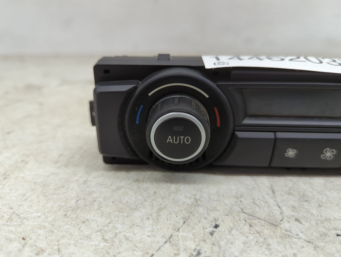 2007-2013 Bmw X5 Climate Control Module Temperature AC/Heater Replacement P/N:9 215 514-01 90025-187 Fits OEM Used Auto Part