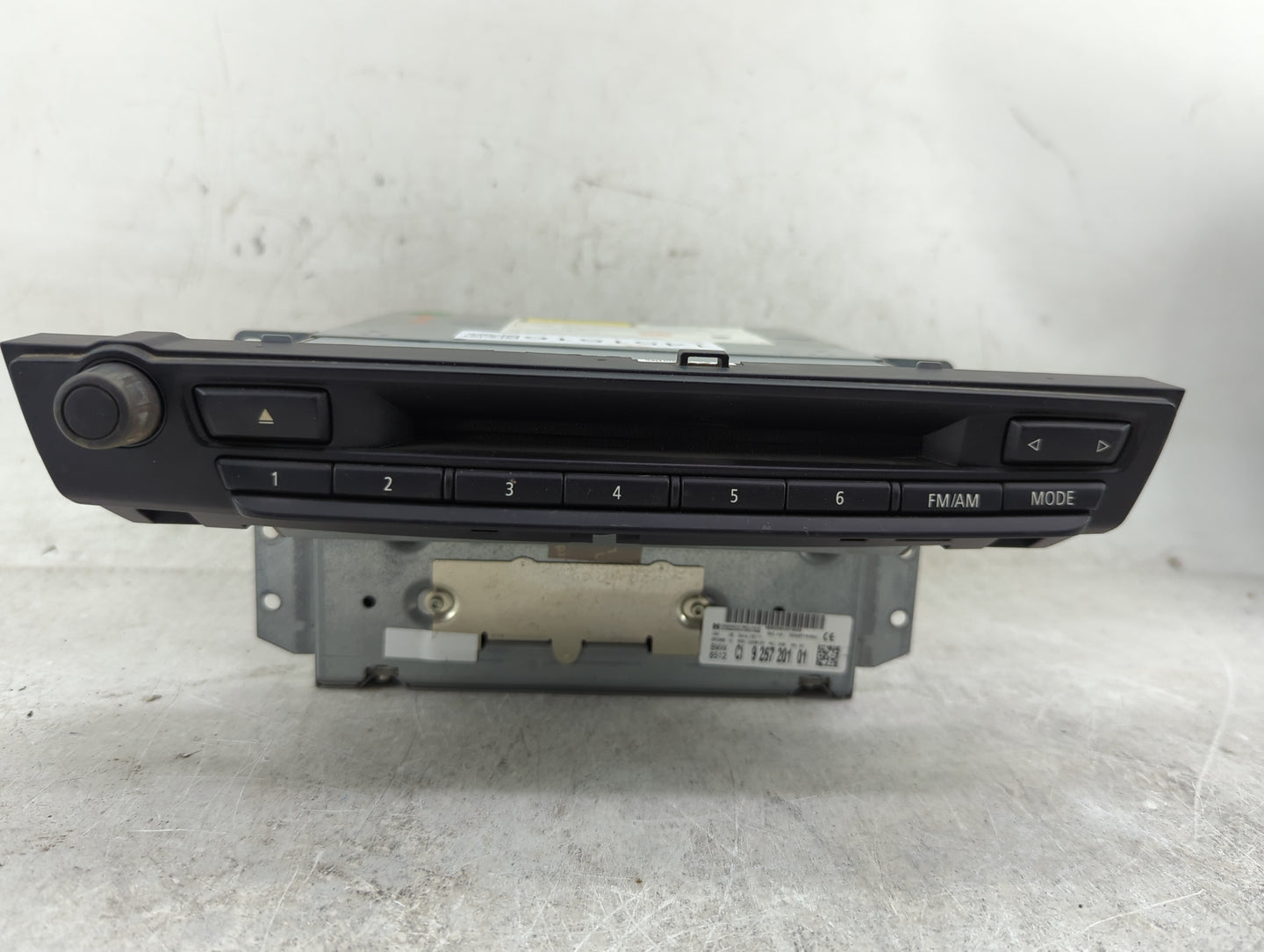 2012 Bmw X5 Radio AM FM Cd Player Receiver Replacement P/N:9257201 958505982076226, 250382 10 Fits OEM Used Auto Parts - Oem