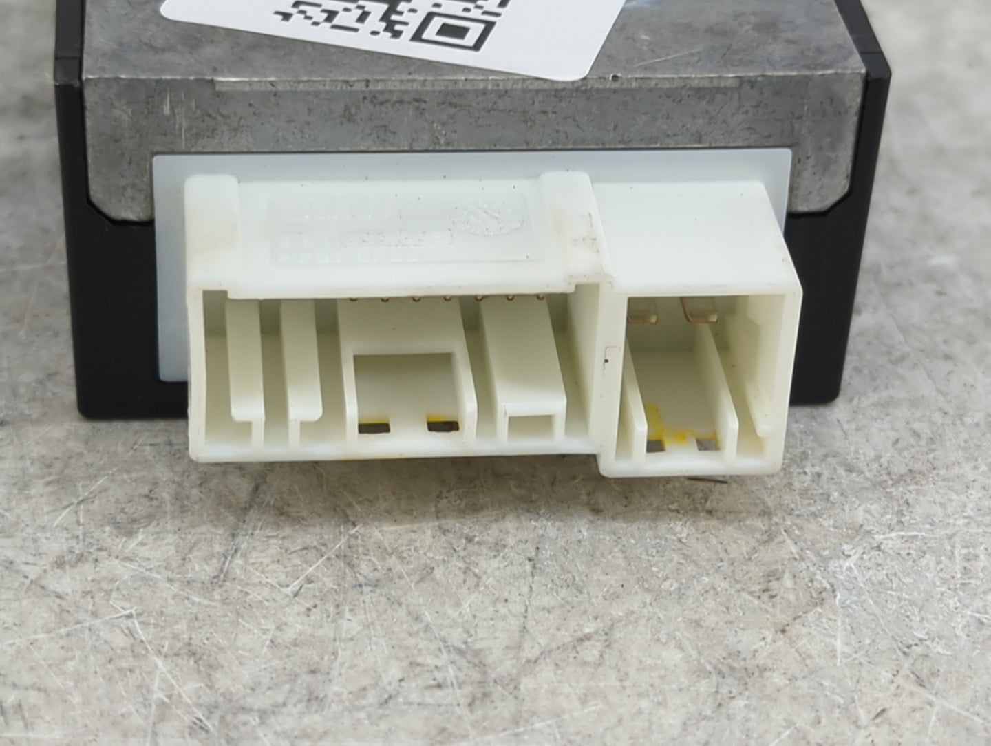 2011-2013 Bmw X5 Fuel Pump Control Module 16147229174|55892110|120052493 - Oemusedautoparts1.com