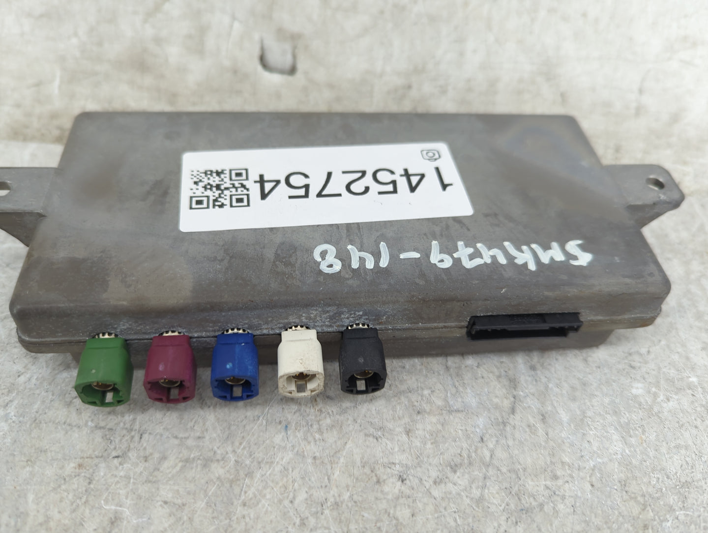 2004-2006 Bmw X5 Information-gps-tv Control Module - Oemusedautoparts1.com