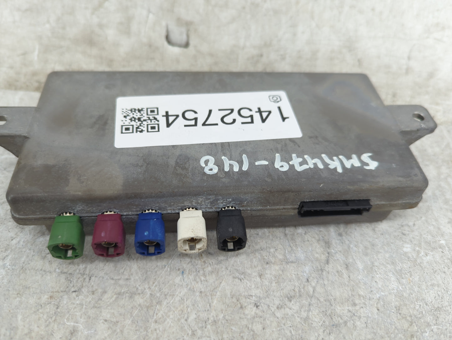 2004-2006 Bmw X5 Information-gps-tv Control Module - Oemusedautoparts1.com