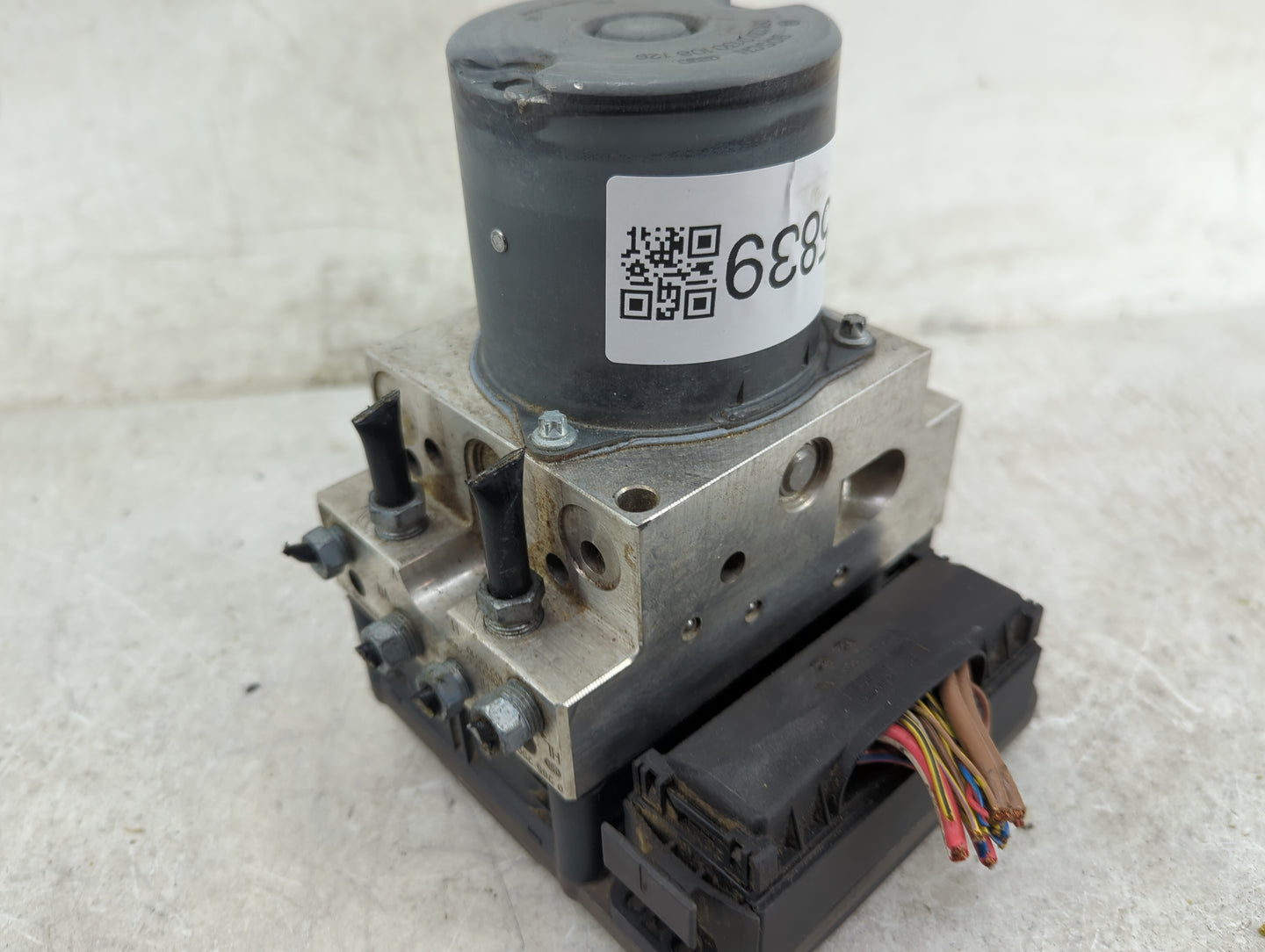 2007-2013 Bmw X5 ABS Pump Control Module Replacement P/N:0265250527 34516780126-07 Fits OEM Used Auto Parts - Oemusedautopar
