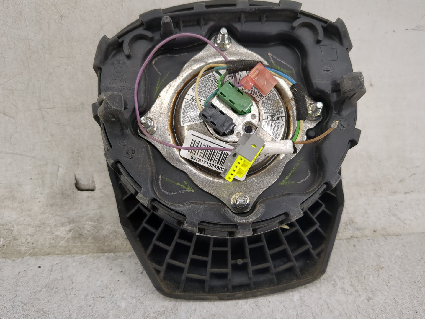 2007-2013 Bmw X5 Air Bag Driver Left Steering Wheel Mounted Black 1458140 - Oemusedautoparts1.com