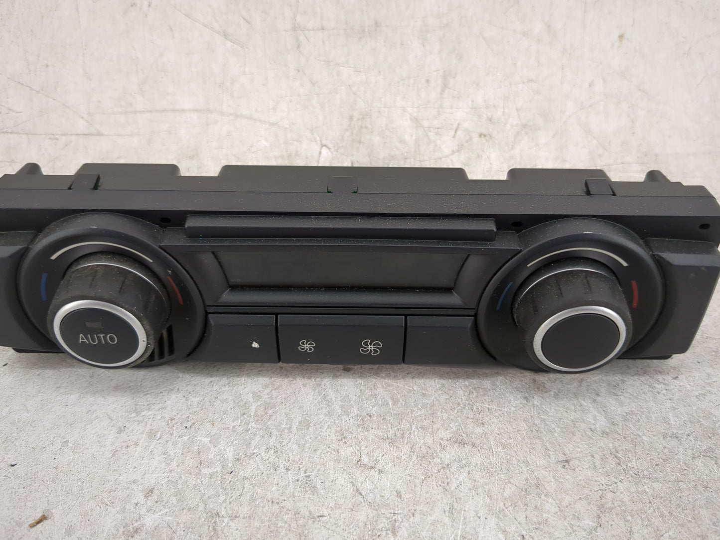 2007-2013 Bmw X5 Climate Control Module Temperature AC/Heater Replacement P/N:9 215 514 Fits OEM Used Auto Parts - Oemusedau