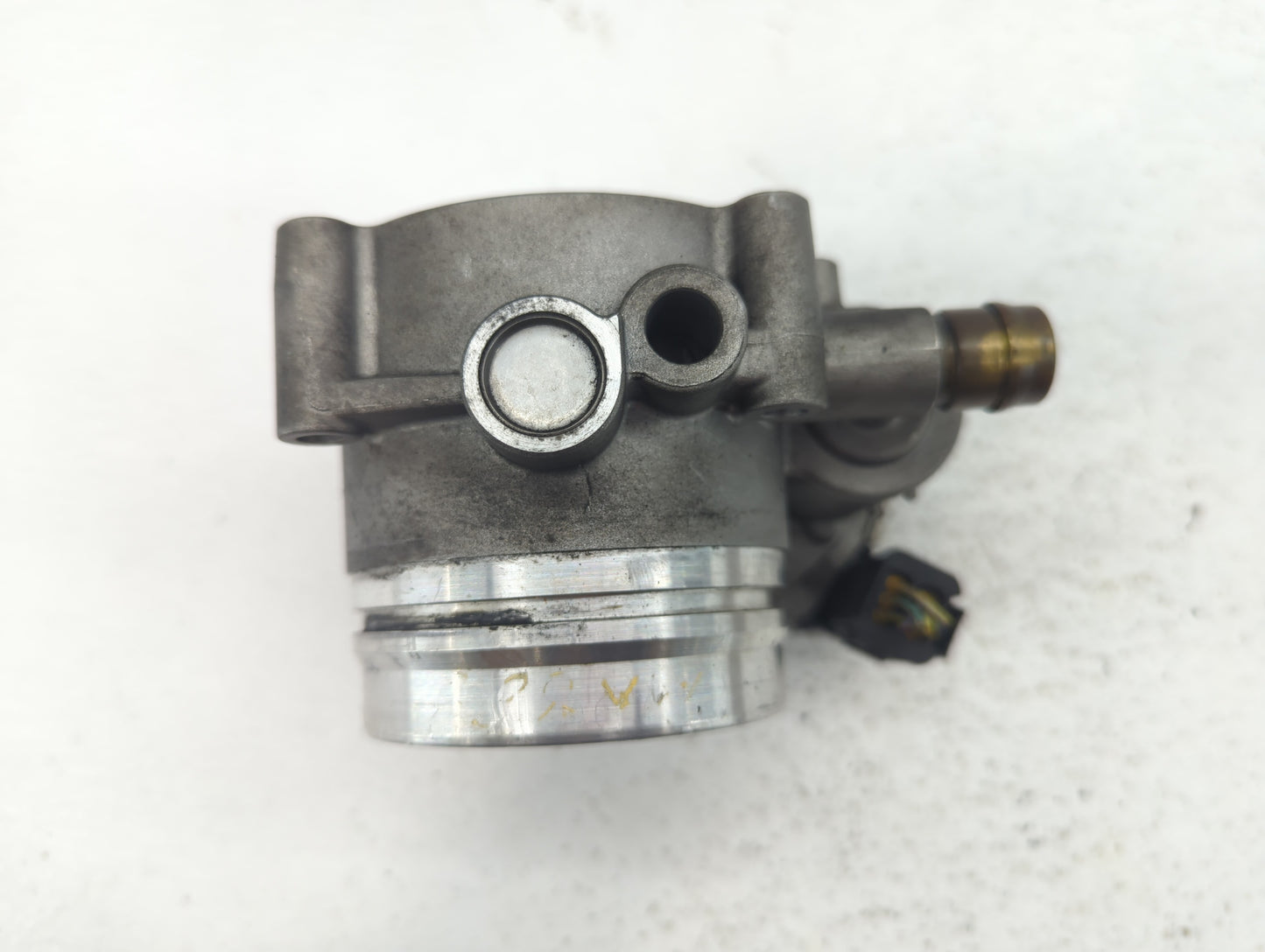 2011-2018 Bmw X5 Throttle Body P/N:1354 7597871-01 1354 7597871-03 Fits OEM Used Auto Parts - Oemusedautoparts1.com