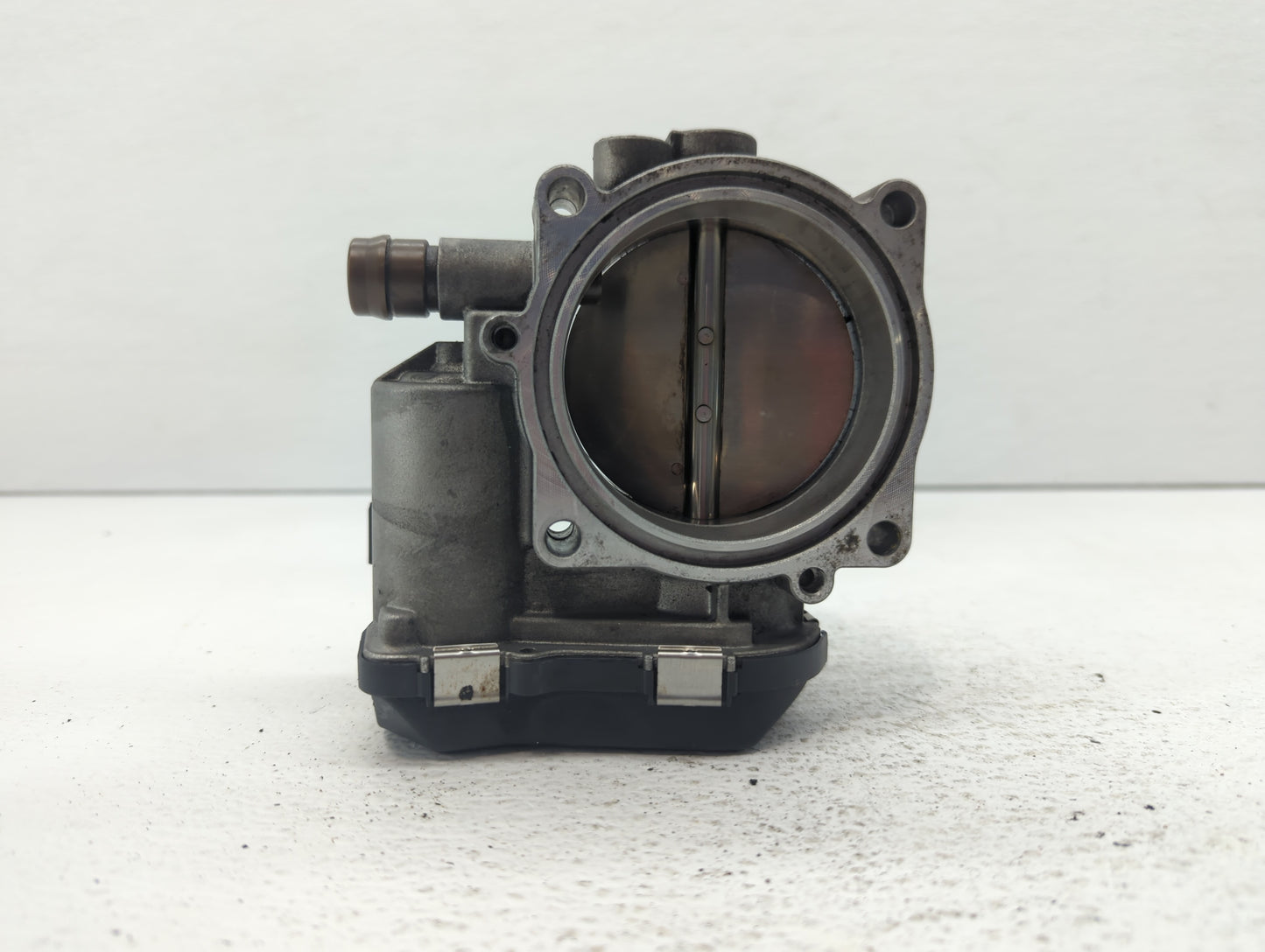 2011-2018 Bmw X5 Throttle Body P/N:1354 7597871-01 1354 7597871-03 Fits OEM Used Auto Parts - Oemusedautoparts1.com