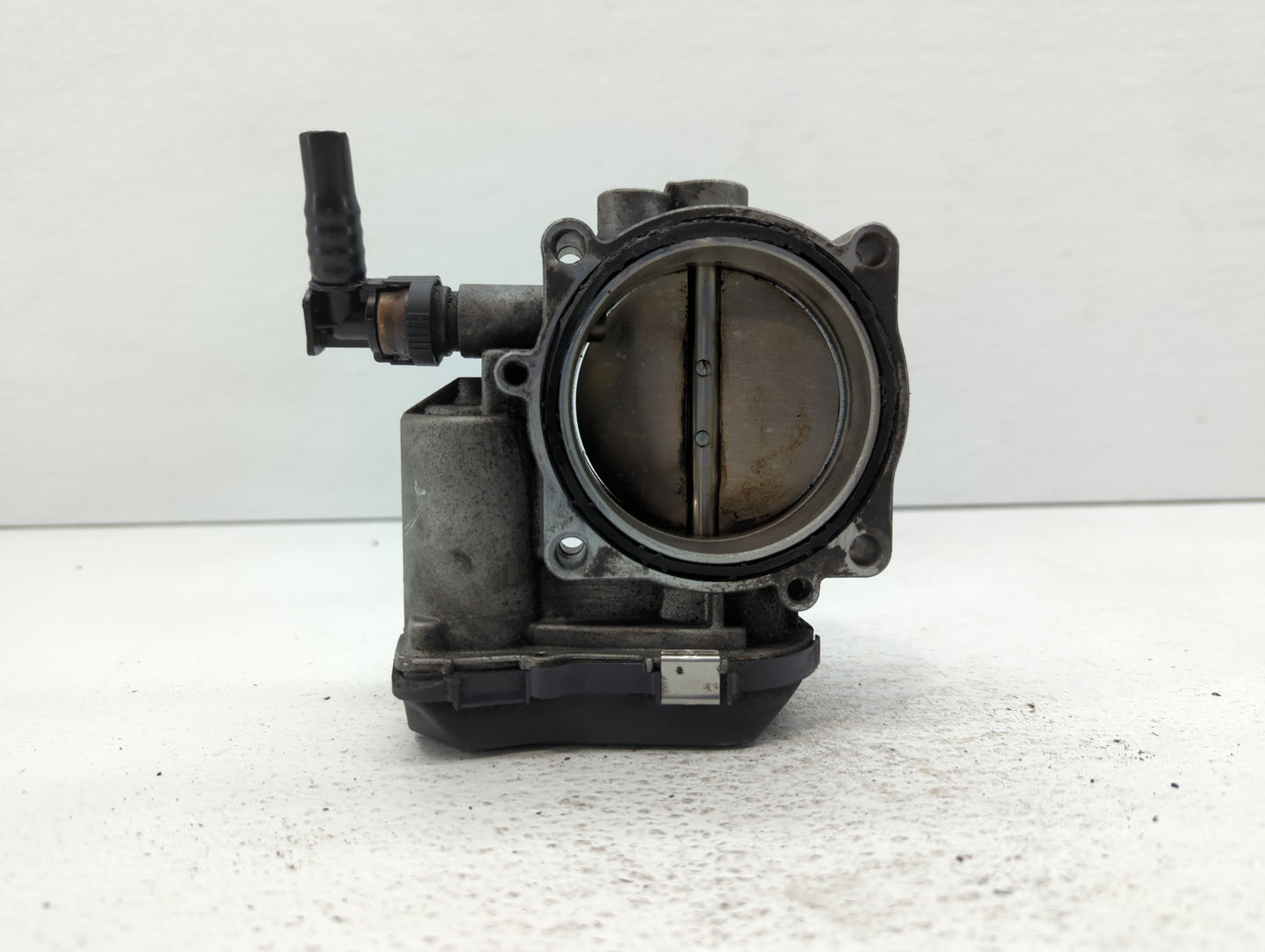 2011-2018 Bmw X5 Throttle Body P/N:1354 7597871-01 1354 7597871-03 Fits OEM Used Auto Parts - Oemusedautoparts1.com