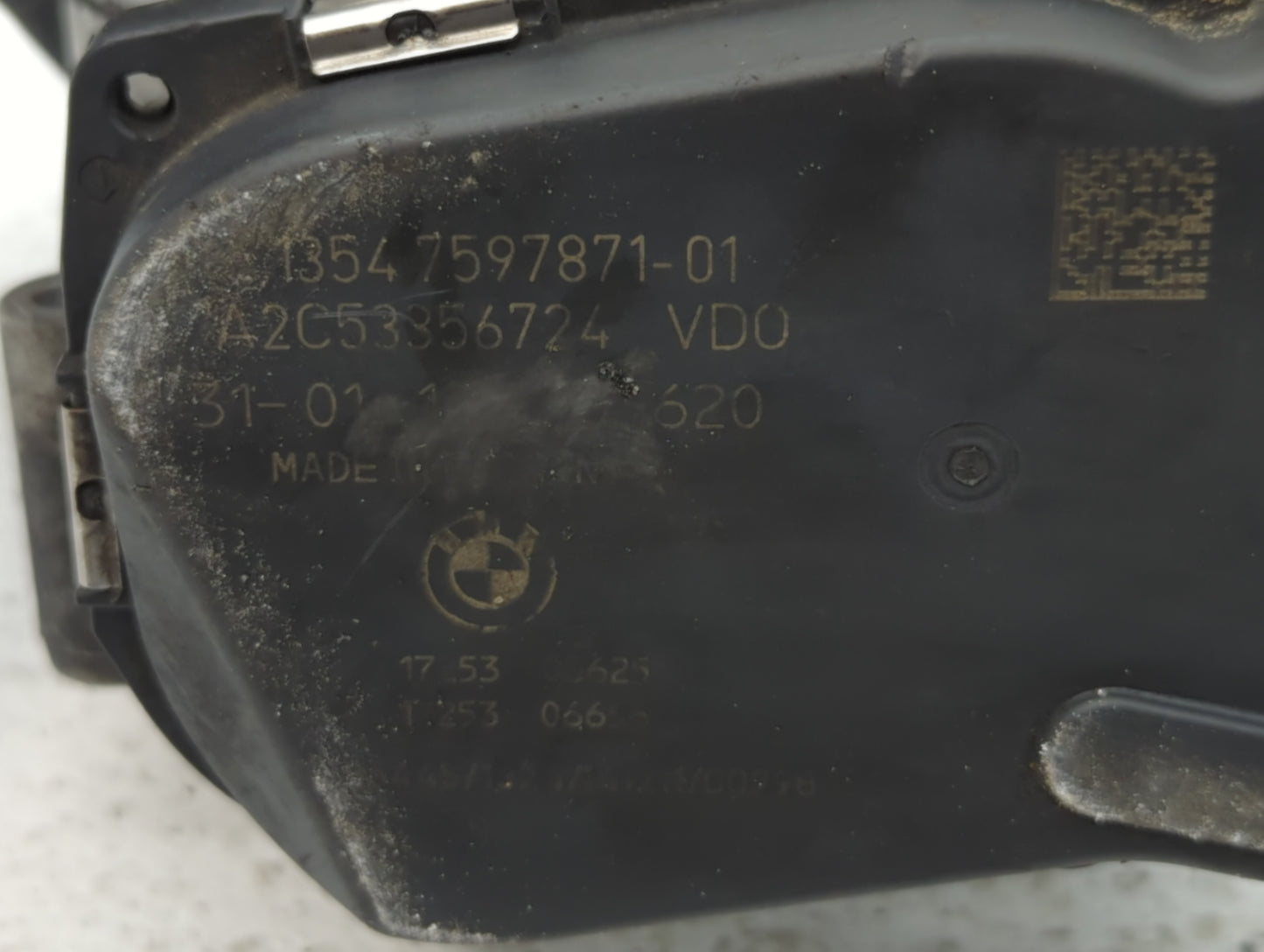 2011-2018 Bmw X5 Throttle Body P/N:1354 7597871-01 1354 7597871-03 Fits OEM Used Auto Parts - Oemusedautoparts1.com