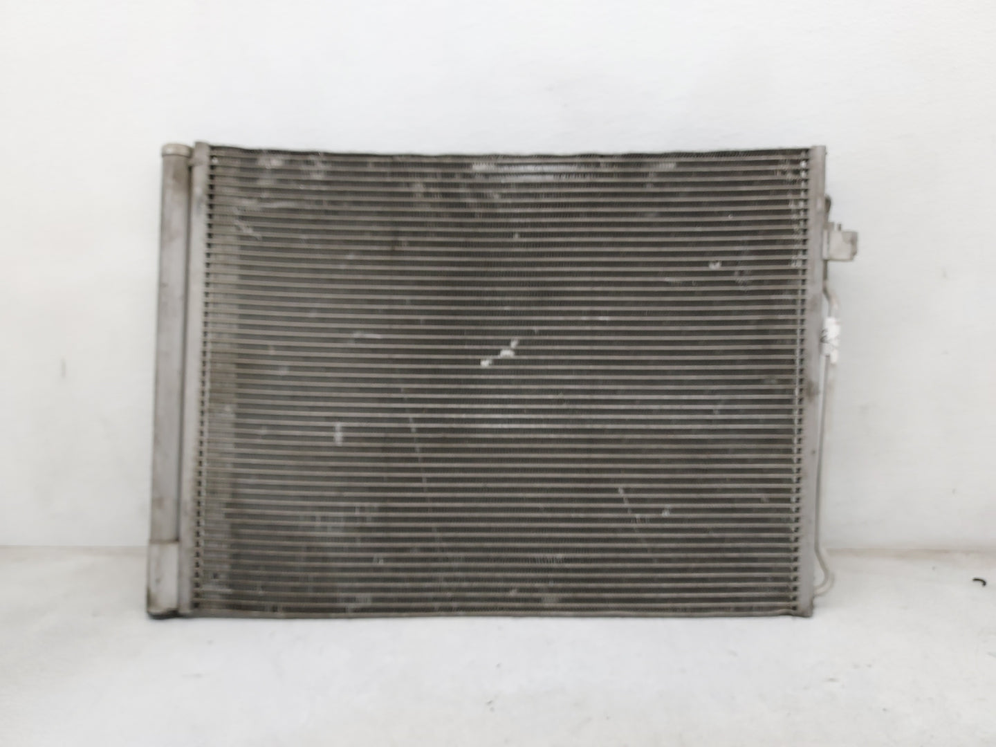 2007-2018 Bmw X5 Engine Cooling Radiator Condensor P/N:9239992 9239992 01 Fits OEM Used Auto Parts - Oemusedautoparts1.com